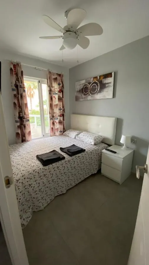 Apartamento A Estrenar En Primera Linea De Playa Torrox 0*,